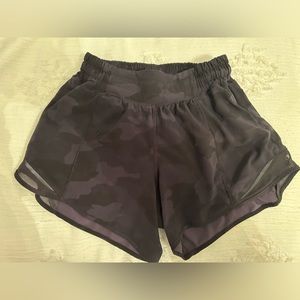 lululemon hotty hot shorts